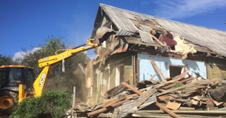 Промышленный демонтаж пристроек к дому в грозном | Цены от 577 руб. за м2